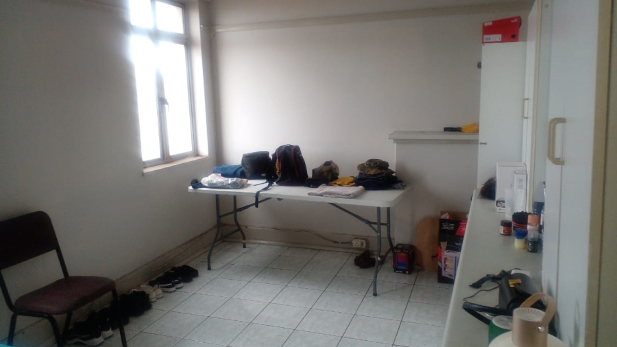 1 Bedroom Property for Sale in Port Elizabeth Central Eastern Cape